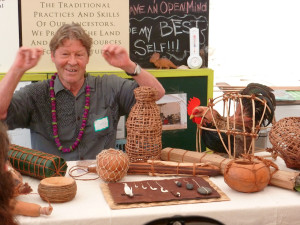 Artist and craftsman Gary Eoff teaches traditional cordage making in an ‘Ai Pono workshop.