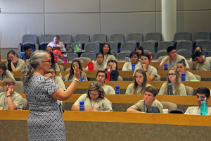  Janie Simms Hipp leads a discussion about legal issues in agriculture at the Native Youth In Agriculture Leadership Summit held at the University of Arkansas. A visiting assistant professor of law at the university, Hipp is the director of the Summit and of the Indigenous Food and Agriculture Initiative. (Photo courtesy Yen Nguyen/University of Arkansas School of Law)
